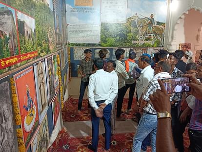 Chhatarpur: Exhibition of rare paintings of Lord Shri Ram in Dhubela Museum, initiative of MP government
