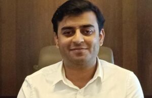 छतरपुर कलेक्टर की संवेदनशीलता से रोशन हुए दो घर:पहलवान को मिला ‘पुनर्जन्म’ और बबलू के आंसुओं को ‘नियुक्ति’ का मरहम; 18 परिवारों को मिली आर्थिक सहायता