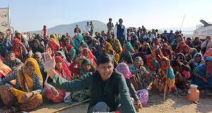 केन-बेतवा विस्थापितों की हुंकार: दौड़न बांध पर सिस्टम के खिलाफ फूटा महिलाओं का आक्रोश; प्रशासन की हठधर्मिता के खिलाफ आदिवासियों का शंखनाद