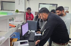 अस्पताल की ‘सेहत’ सुधारने मैदान में कलेक्टर: पार्थ जैसवाल के औचक निरीक्षण से मचा हड़कंप; नई बिल्डिंग 2 माह में शुरू करने के सख्त निर्देश