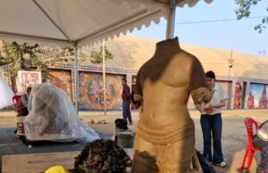 अव्यवस्थाओं की भेंट चढ़ा विश्व प्रसिद्ध डांस फेस्टिवल: हक के लिए ‘दर-दर भटक’ रहे शिल्पकार, अफसरों ने साधी चुप्पी!
