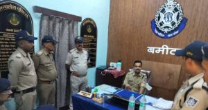 एक्शन मोड में कप्तान: खजुराहो थाने और कंट्रोल रूम पहुंचे एसपी रजत सकलेचा, दिए सख्त निर्देश