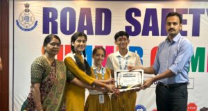 बचपन से सीखें नियम, सुरक्षित रहेगा भविष्य: एसपी रजत सकलेचा ने रोड सेफ्टी प्रमोटर्स को सराहा