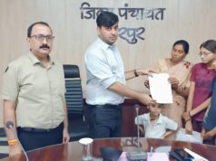जब हुक्मरान बने हमदर्द: जनसुनवाई में विधवा मां की बेबसी देख भावुक हुए कलेक्टर, एक घंटे में थमाया बीपीएल कार्ड